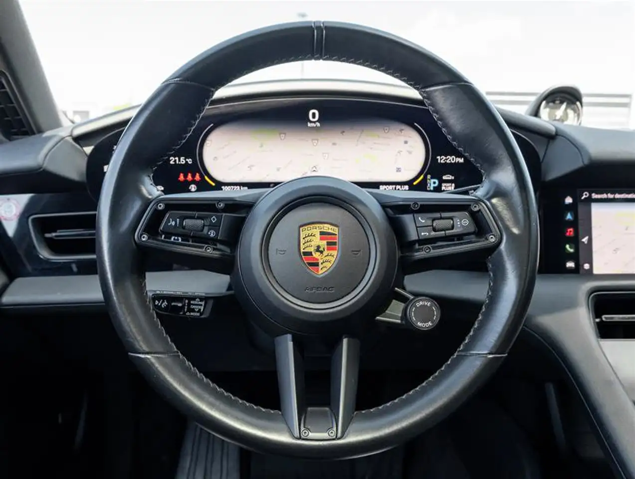 Porsche Taycan - Image 16