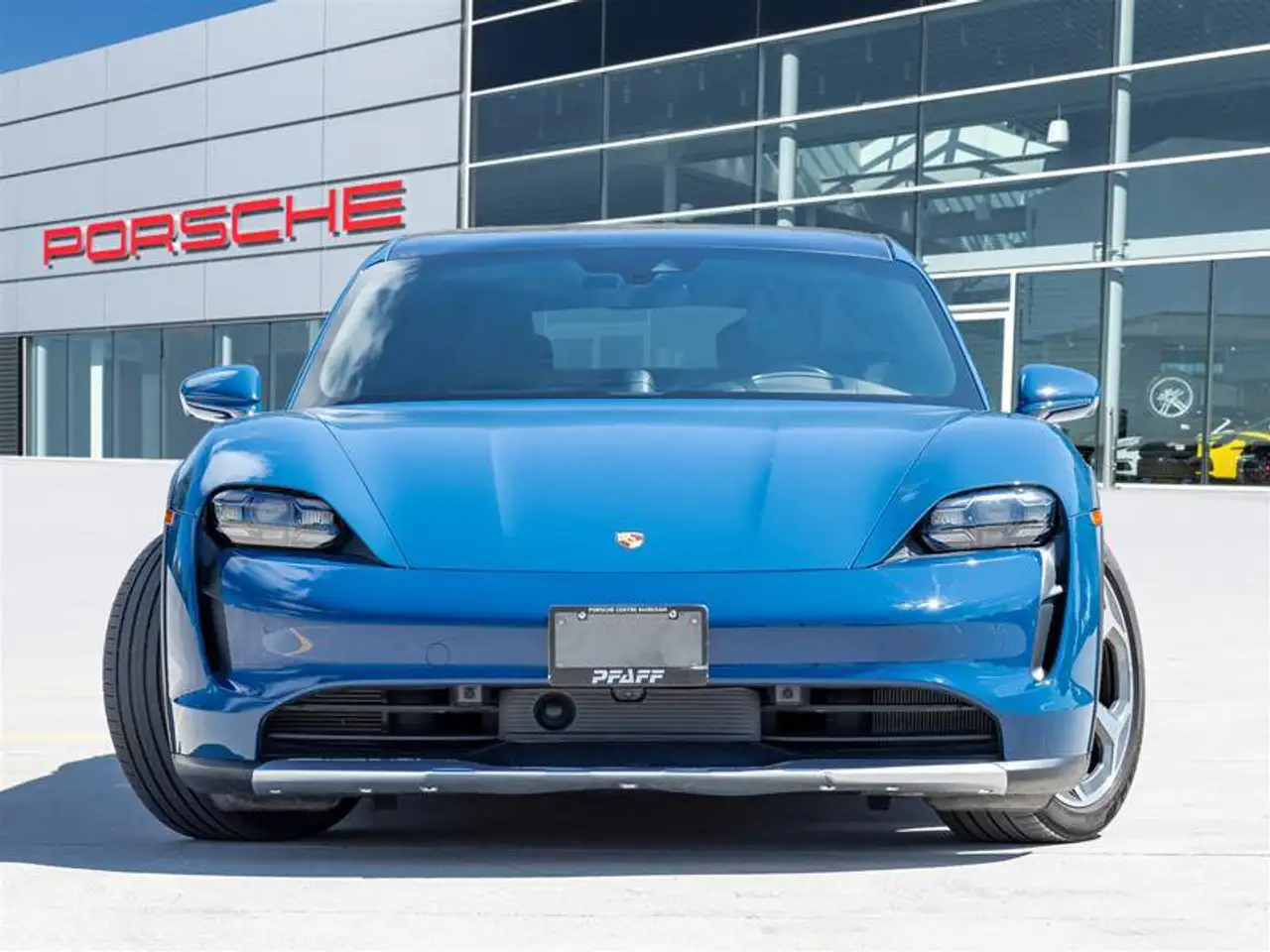 Porsche Taycan - Image 2