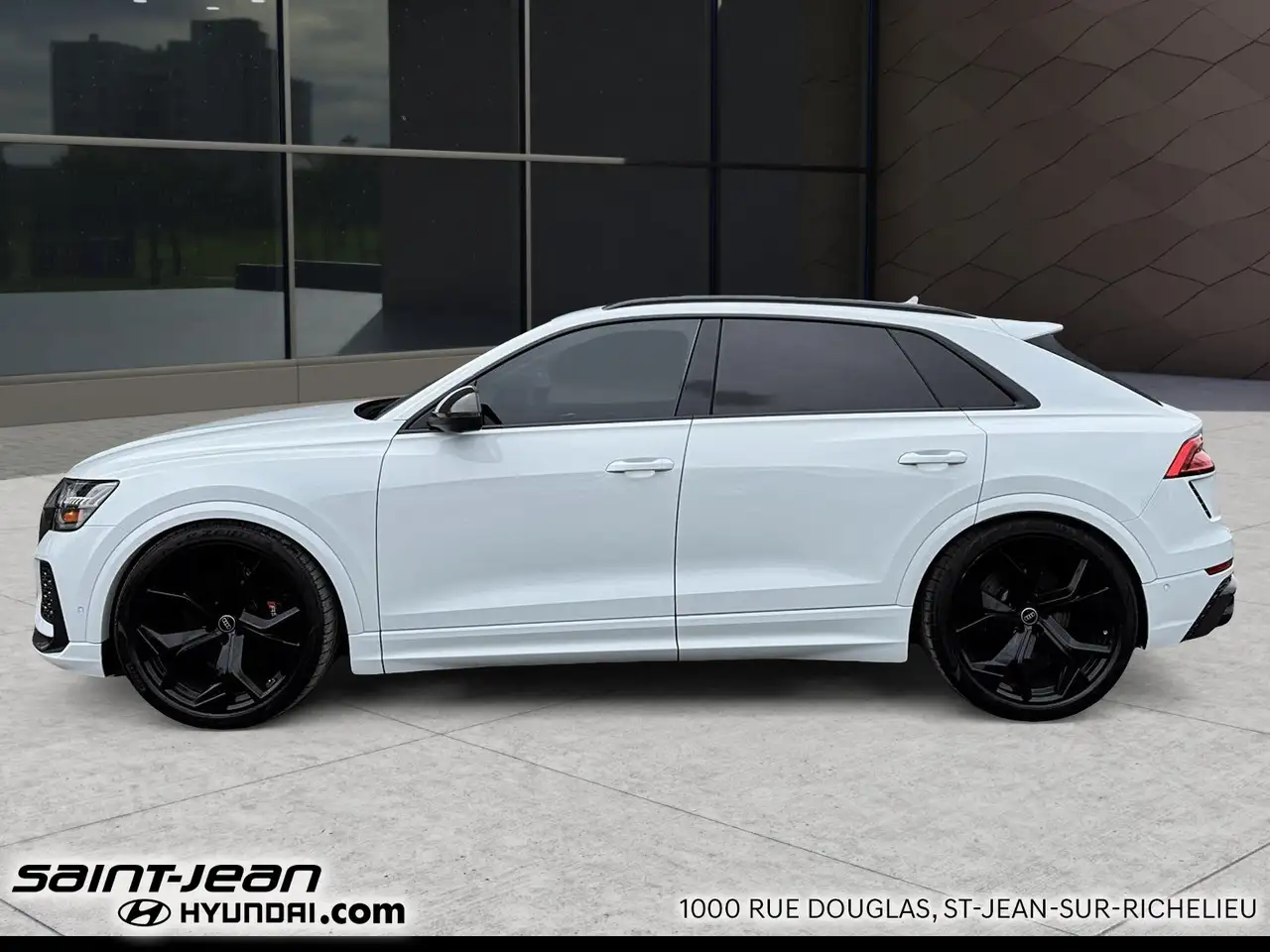 Audi RS Q8 - Image 3