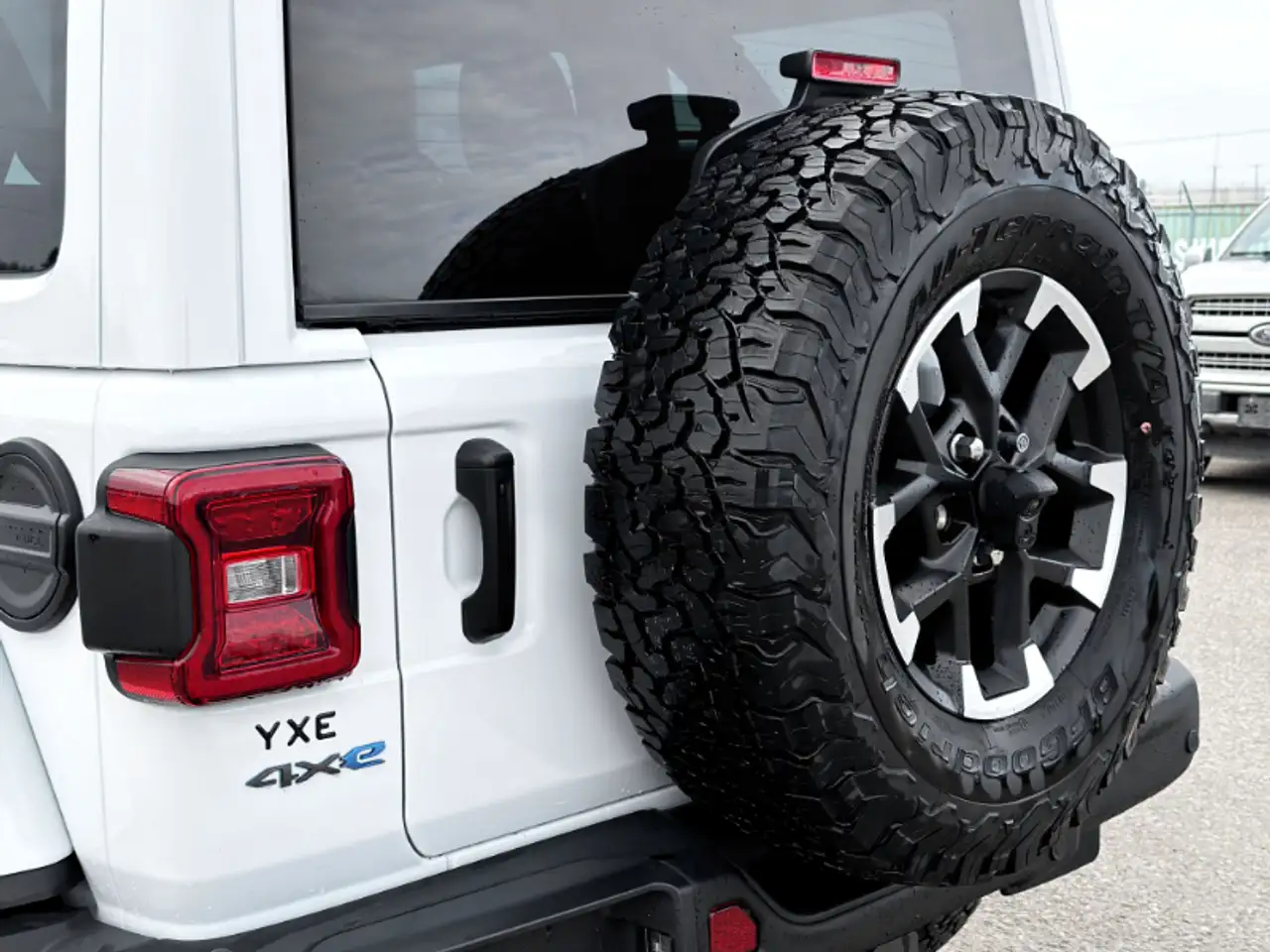 Jeep Wrangler - Image 28