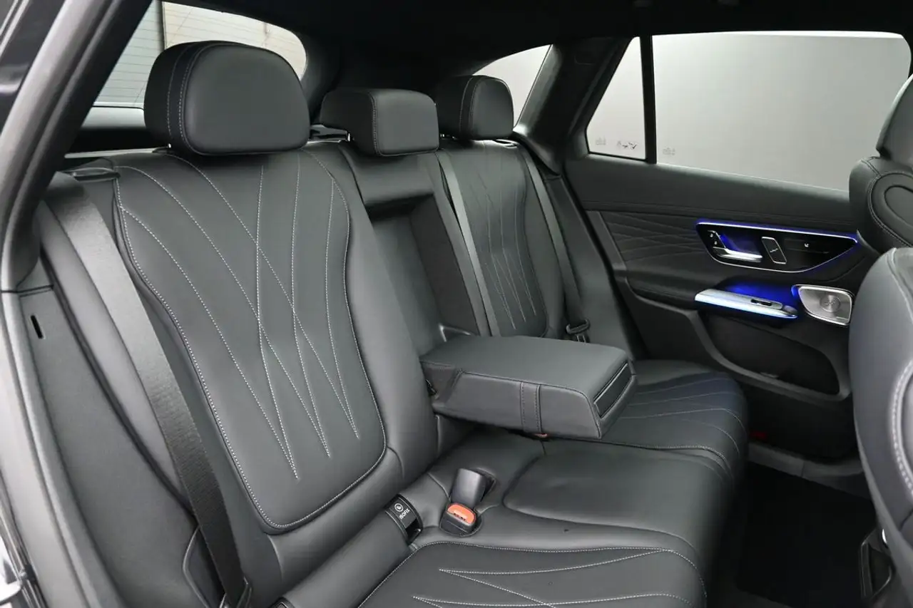 Mercedes-Benz GLC - Image 24