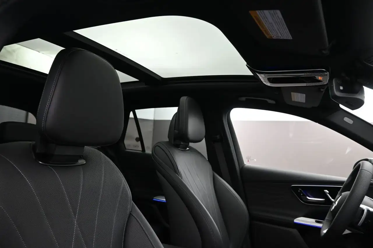 Mercedes-Benz GLC - Image 32