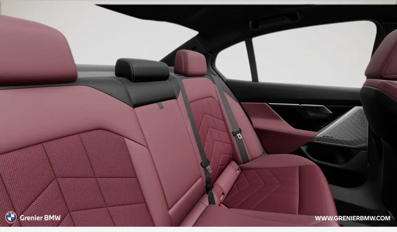 BMW 5 Series - Image 12