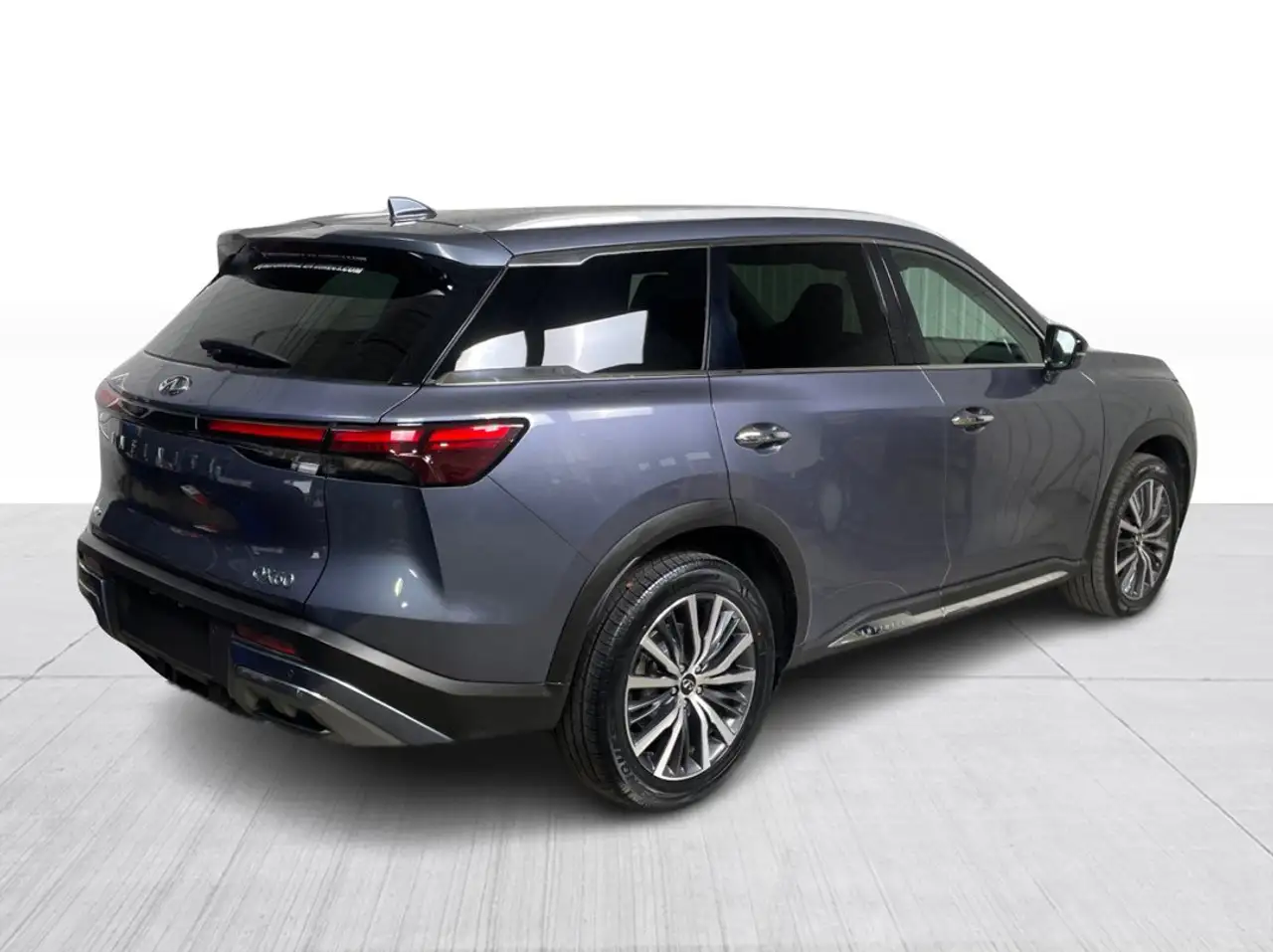 Infiniti QX60 - Image 17