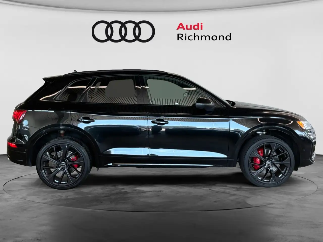 Audi SQ5 - Image 4