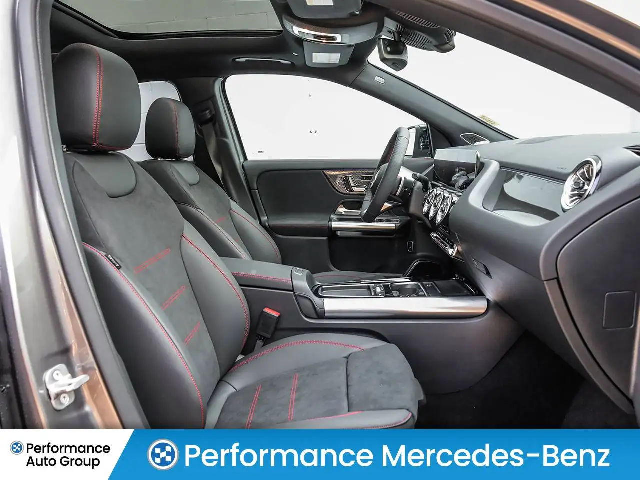 Mercedes-Benz GLA - Image 13