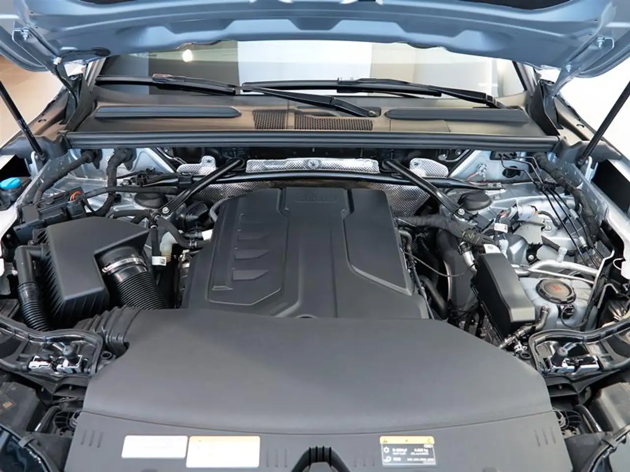 Audi Q5 - Image 14