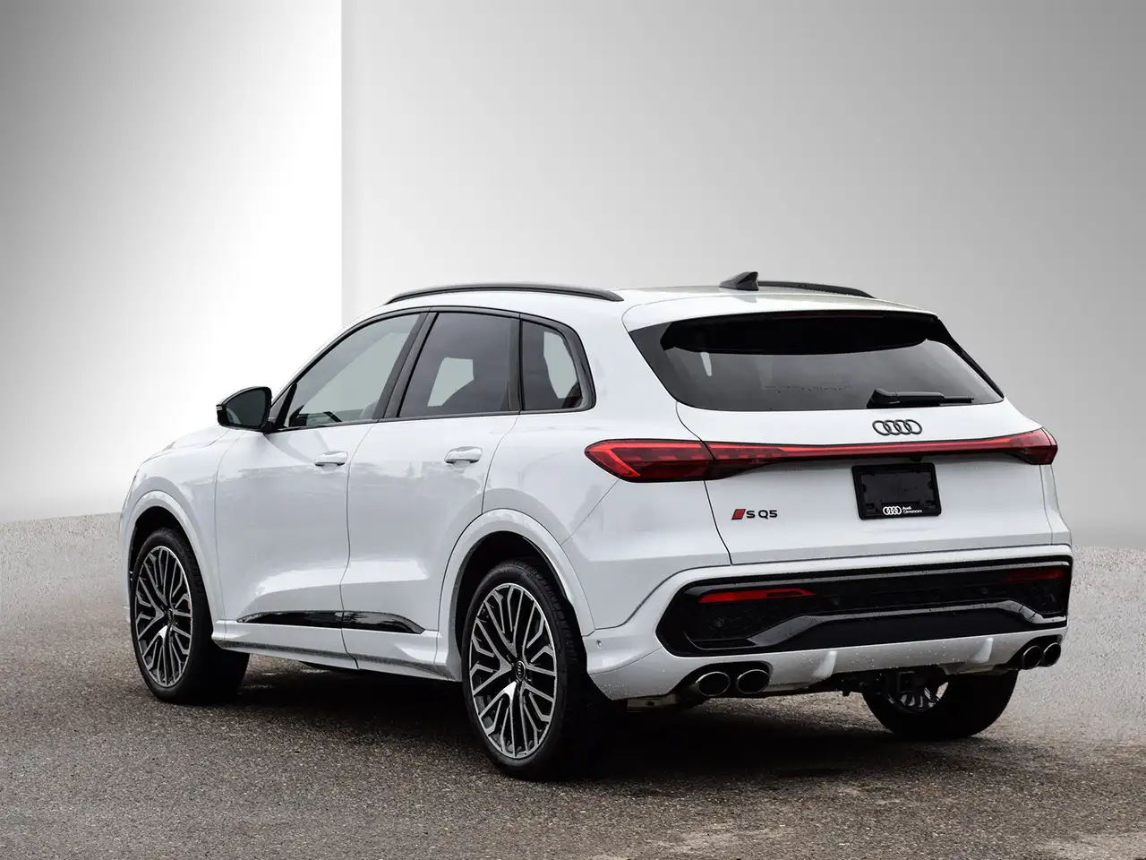 Audi SQ5 - Image 4