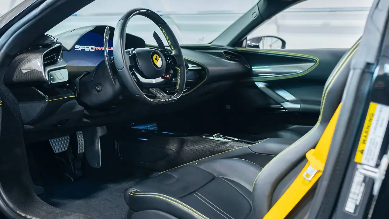 Ferrari SF90 Stradale - Image 3