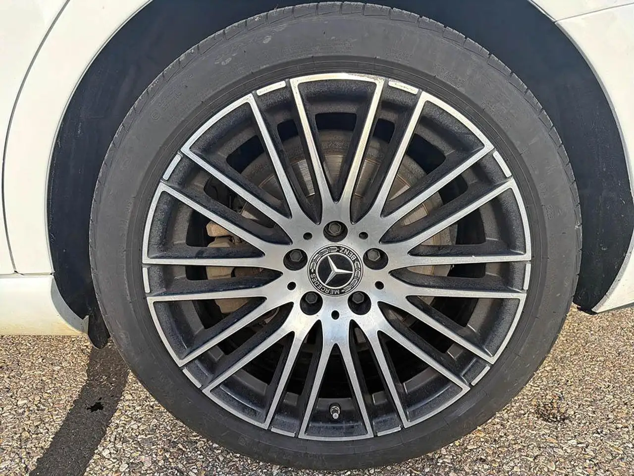 Mercedes-Benz C-Class - Image 7