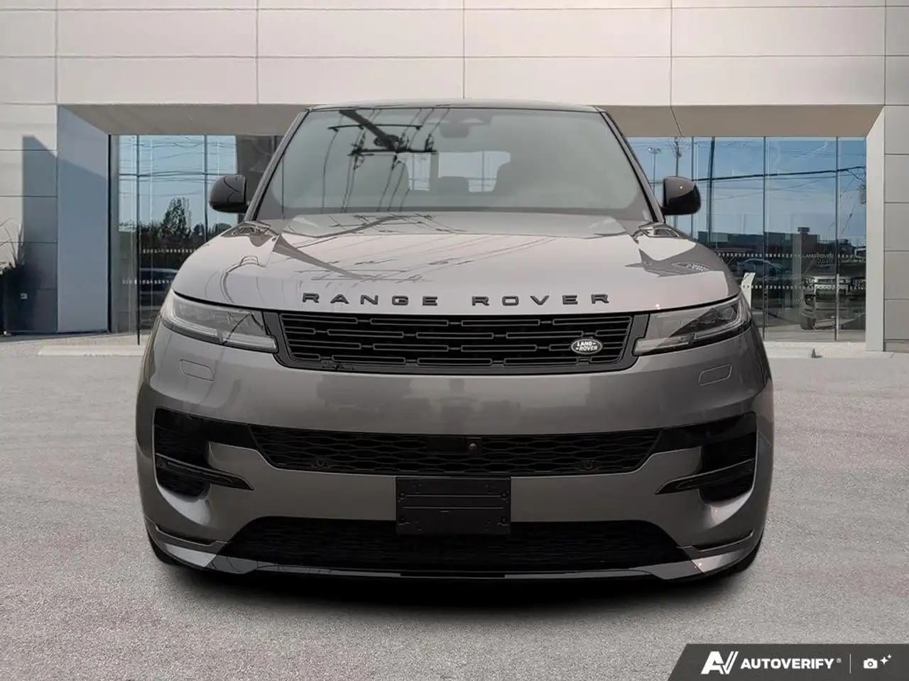 Land Rover Range Rover Sport - Image 2