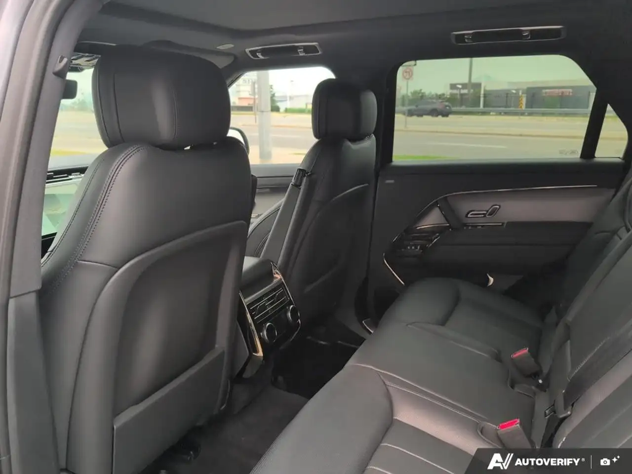 Land Rover Range Rover Sport - Image 23