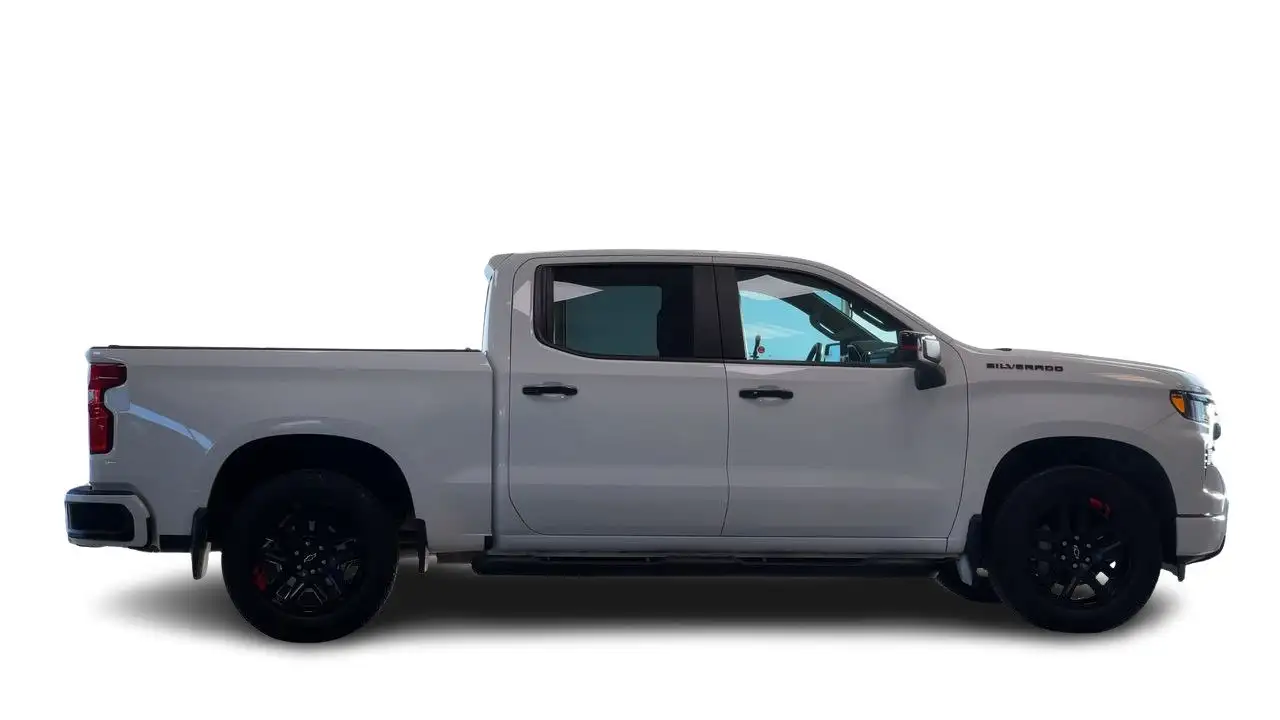 Chevrolet Silverado 1500 - Image 16