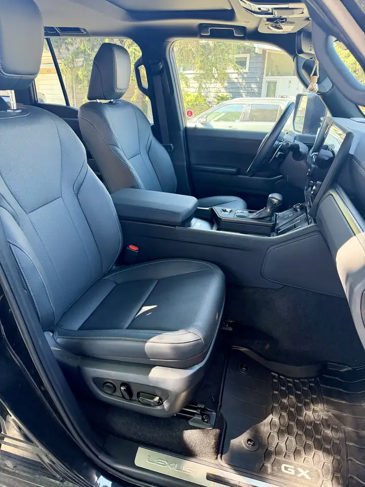 Lexus GX 550 - Image 4