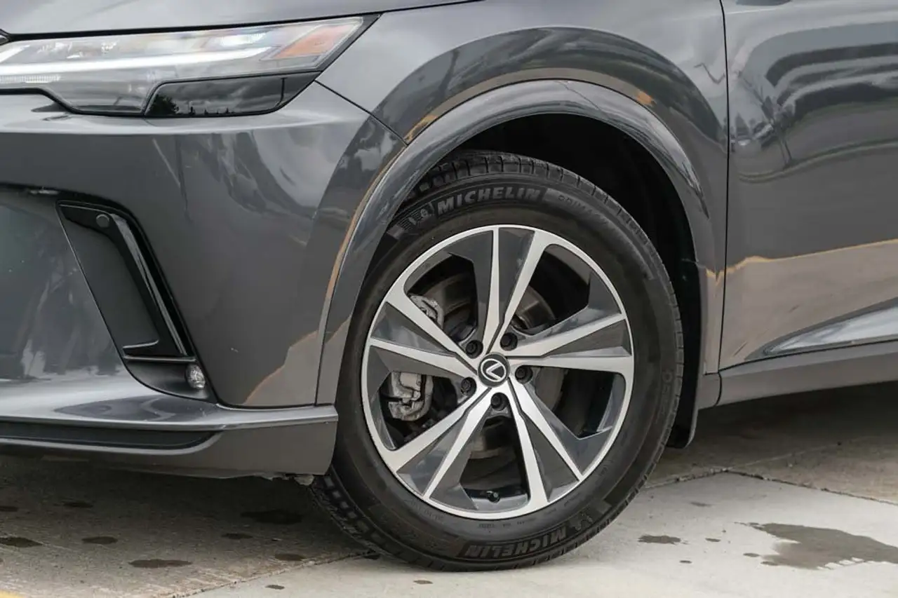 Lexus RX - Image 13