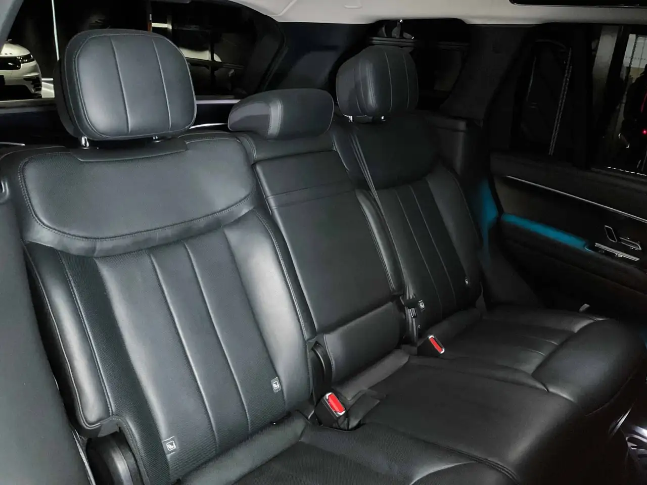 Land Rover Range Rover - Image 26