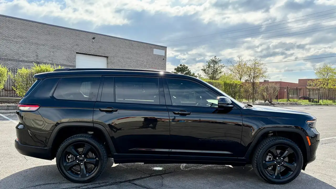 Jeep Grand Cherokee - Image 5