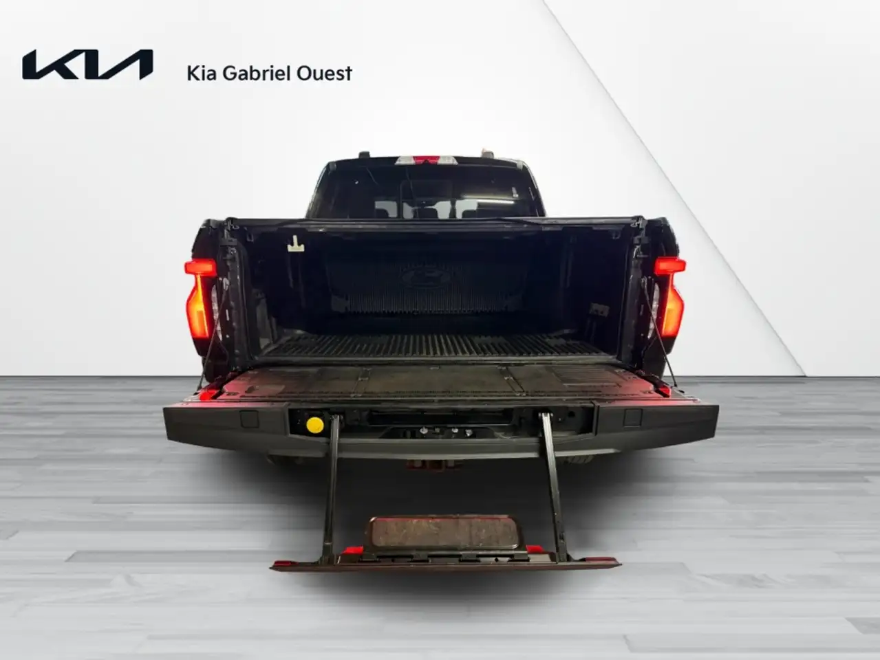 Ford F-150 - Image 24