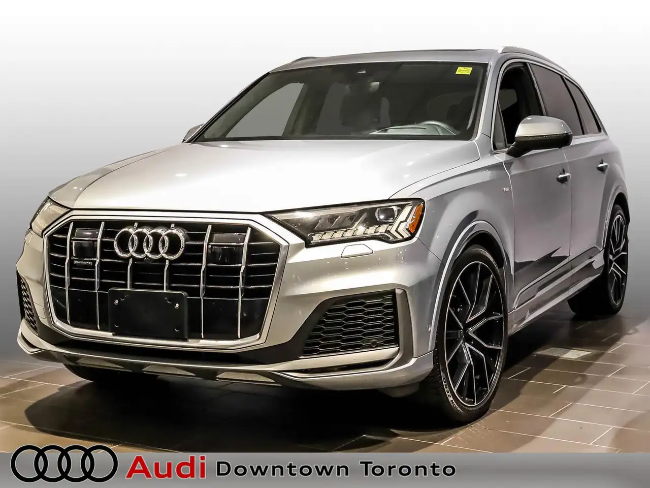 Audi Q7 - Image 1