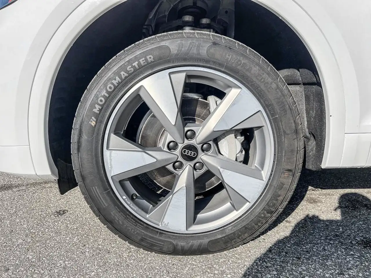 Audi Q5 - Image 10