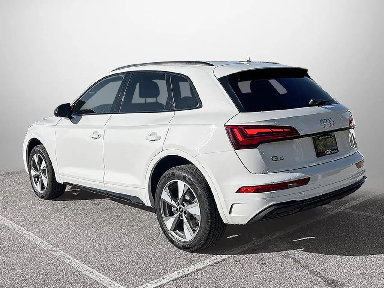 Audi Q5 - Image 9