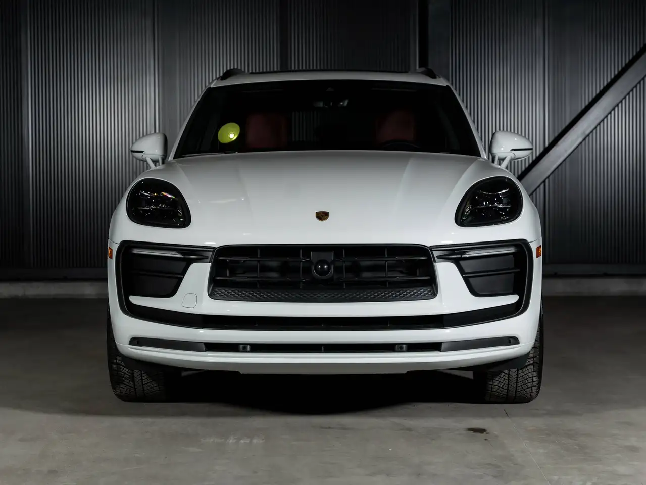 Porsche Macan - Image 10