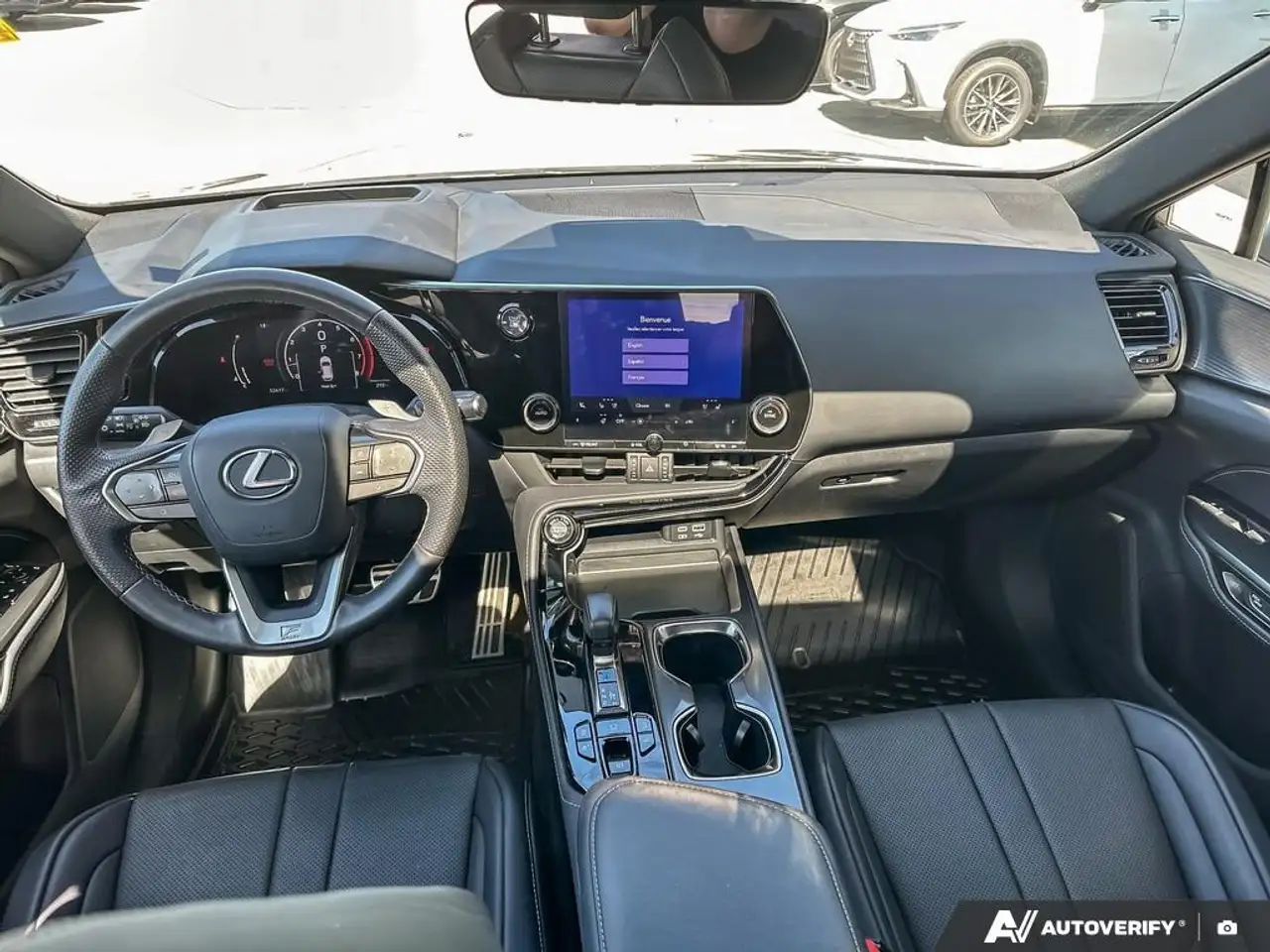 Lexus NX - Image 24