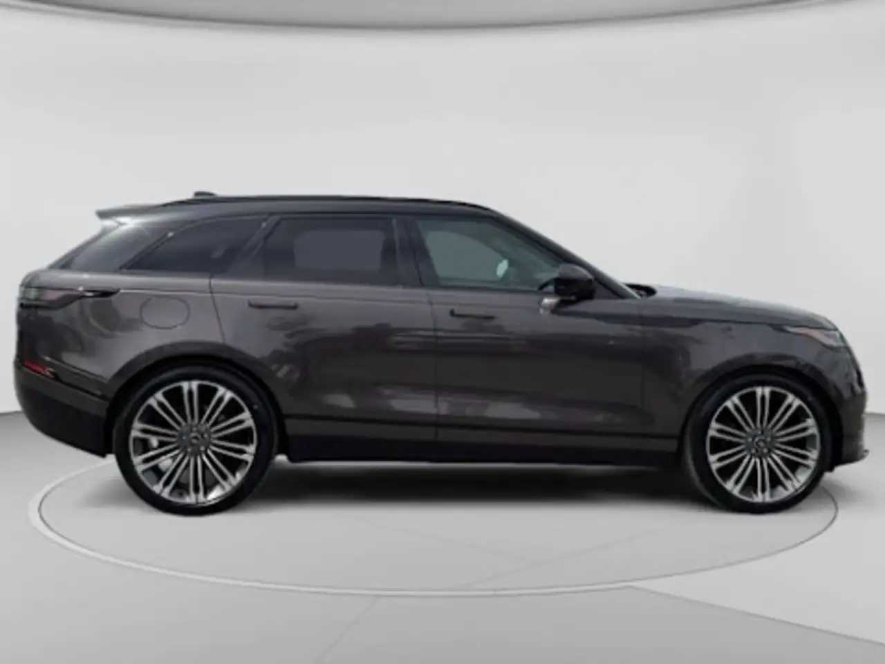 Land Rover Range Rover Velar - Image 6