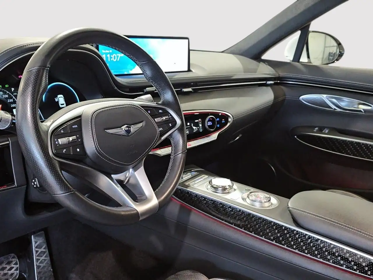 Genesis GV70 - Image 21
