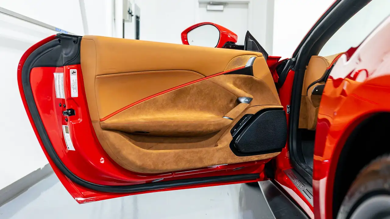 Ferrari Roma - Image 11