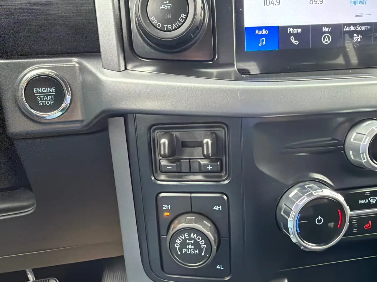 Ford F-150 - Image 23