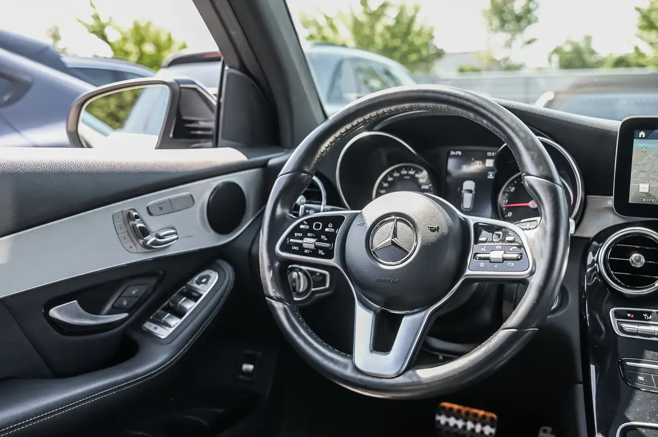 Mercedes-Benz GLC - Image 26