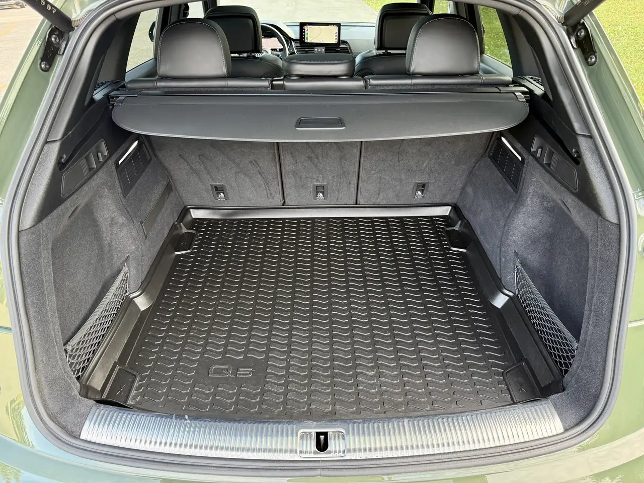 Audi SQ5 - Image 19