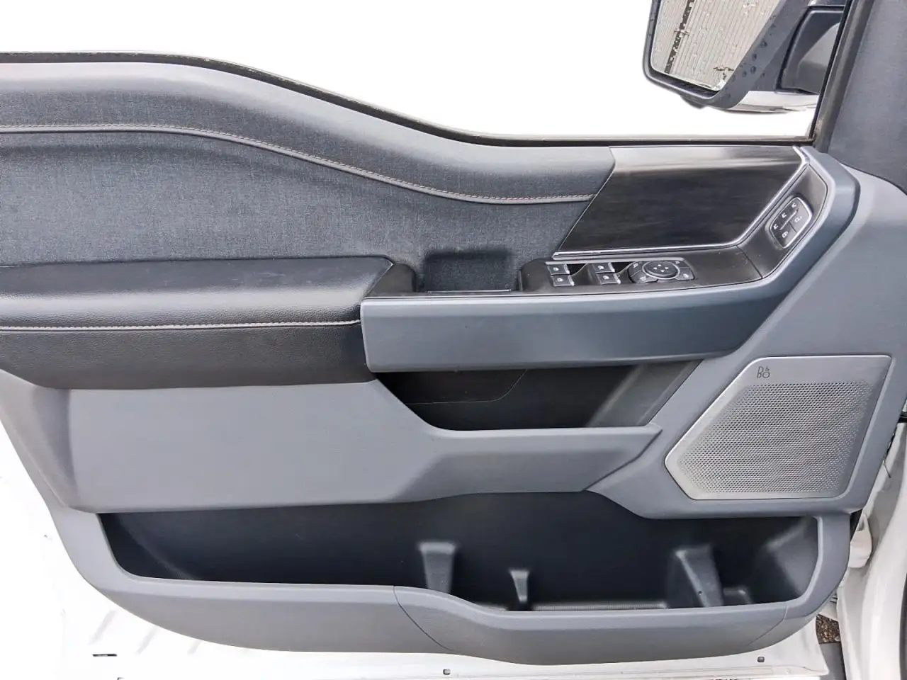 Ford F-150 - Image 11