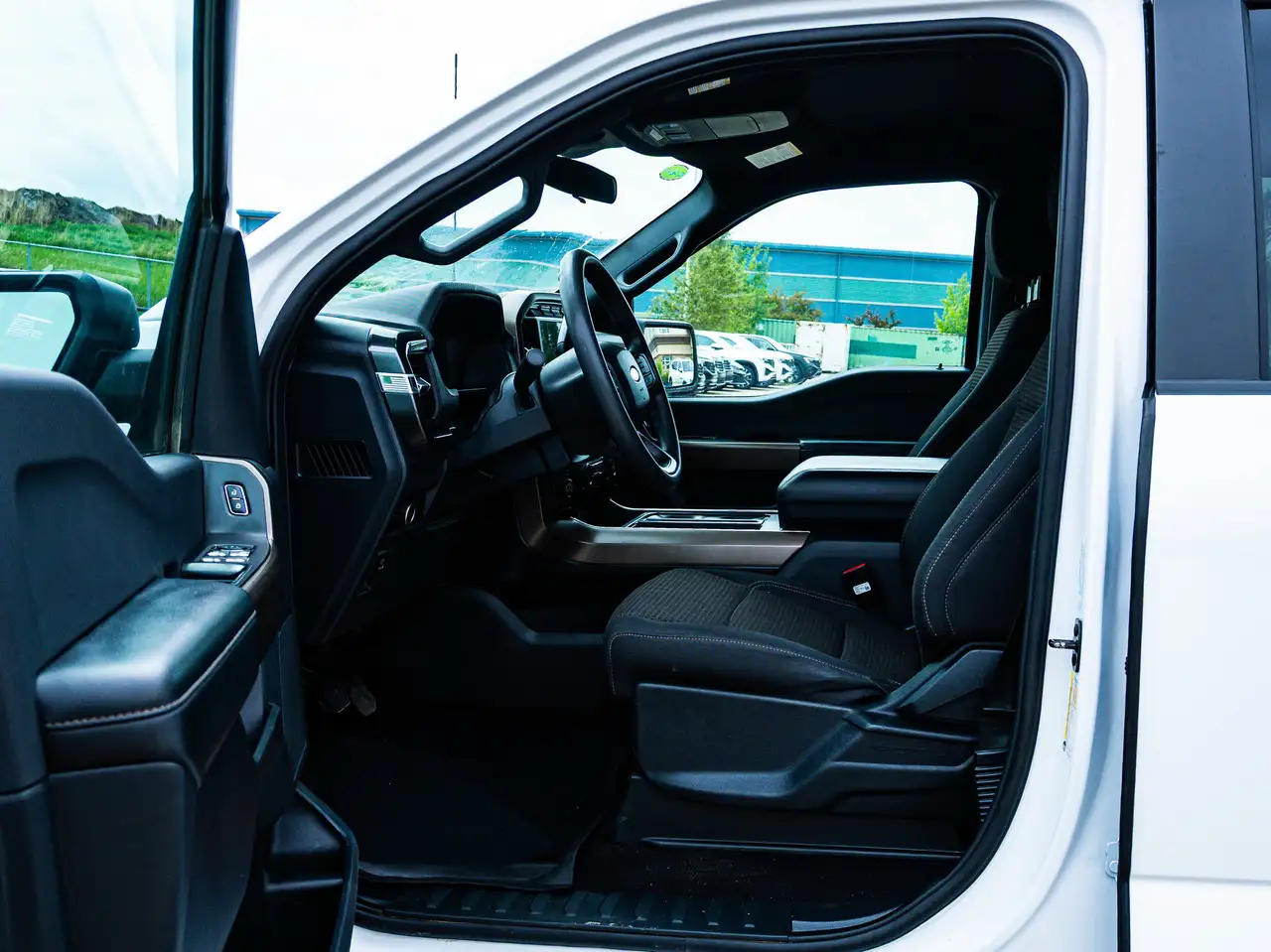 Ford F-150 - Image 16