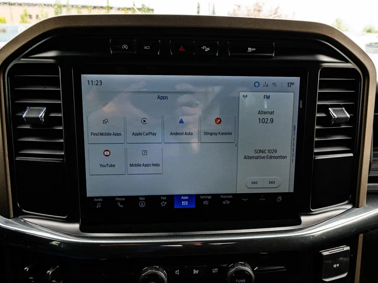 Ford F-150 - Image 22