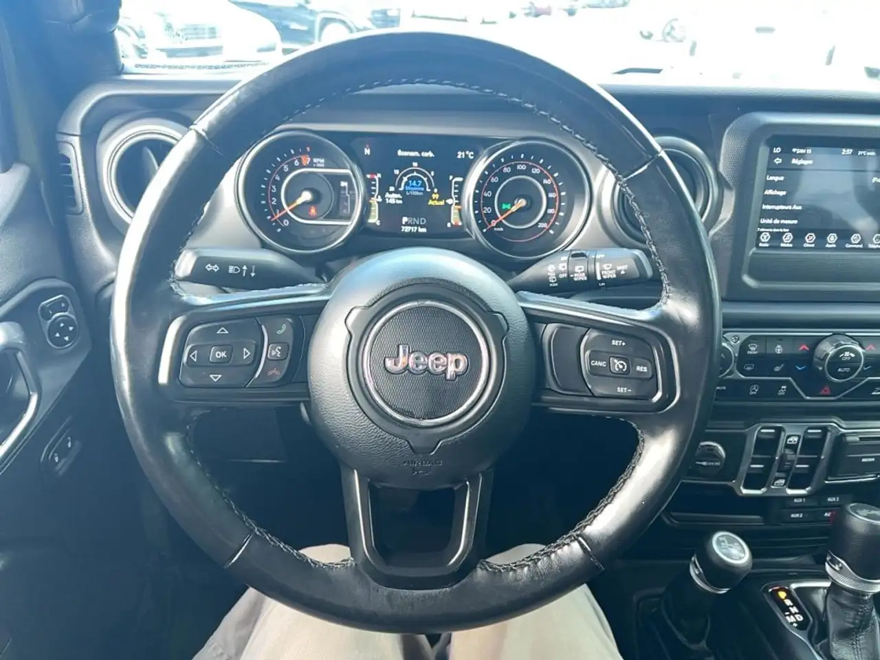 Jeep Wrangler - Image 14