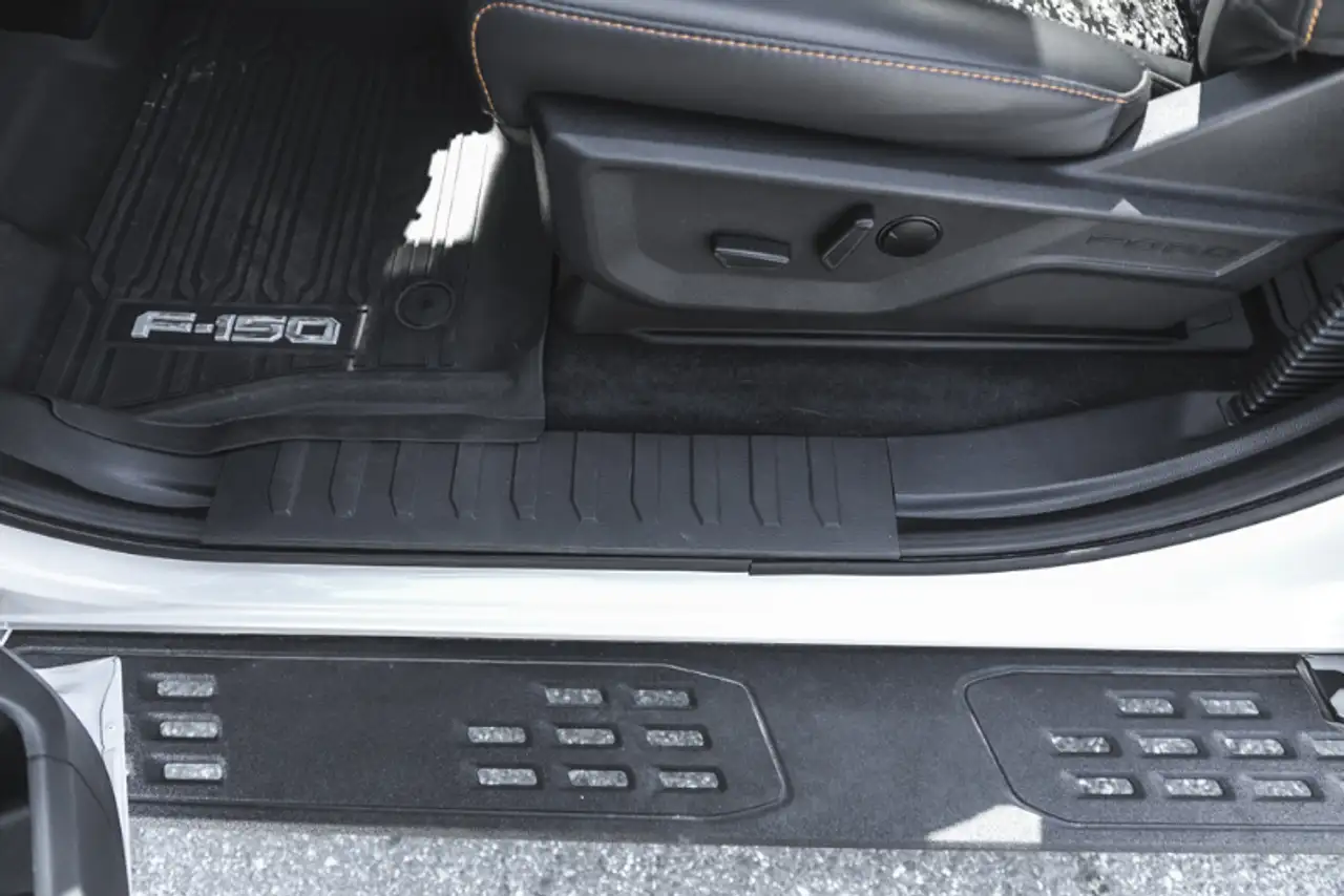 Ford F-150 - Image 23