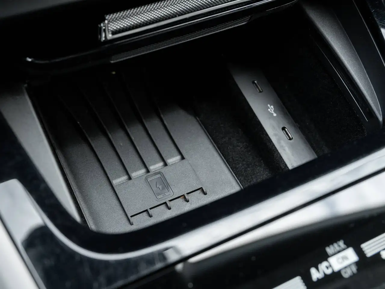 Porsche Cayenne - Image 26