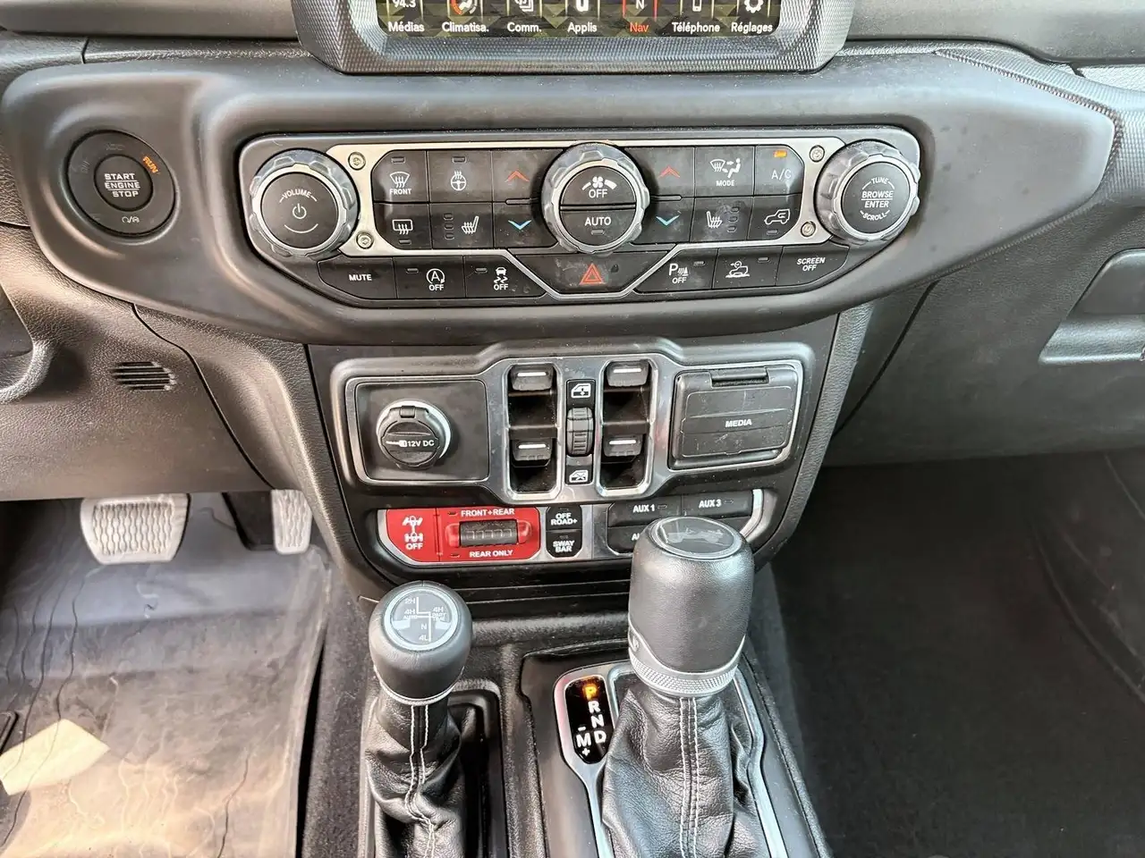 Jeep Wrangler - Image 29