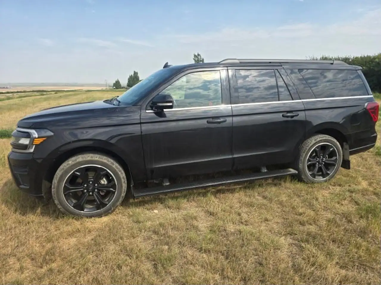 Ford Expedition - Image 1
