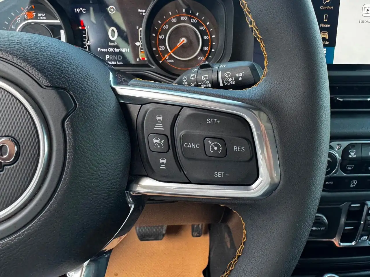 Jeep Wrangler - Image 20