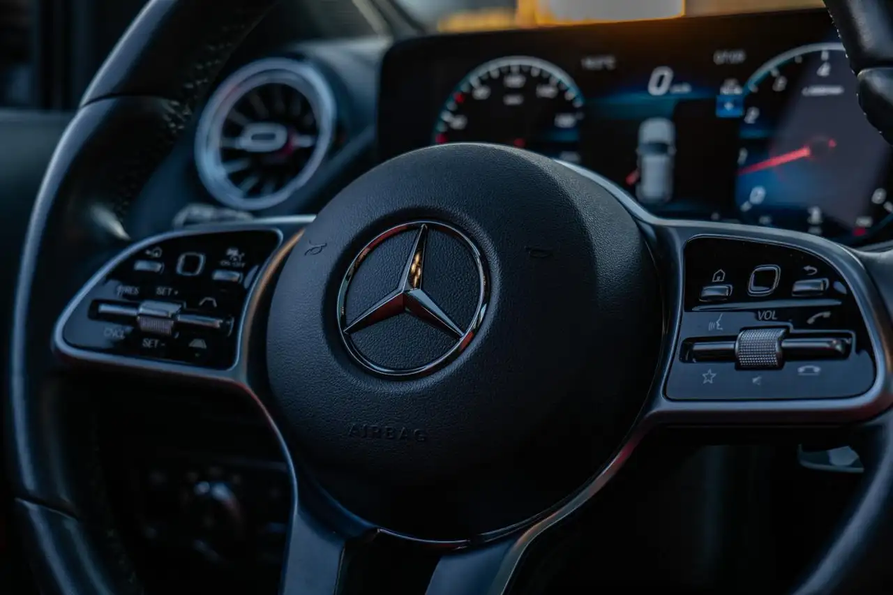 Mercedes-Benz GLA - Image 19