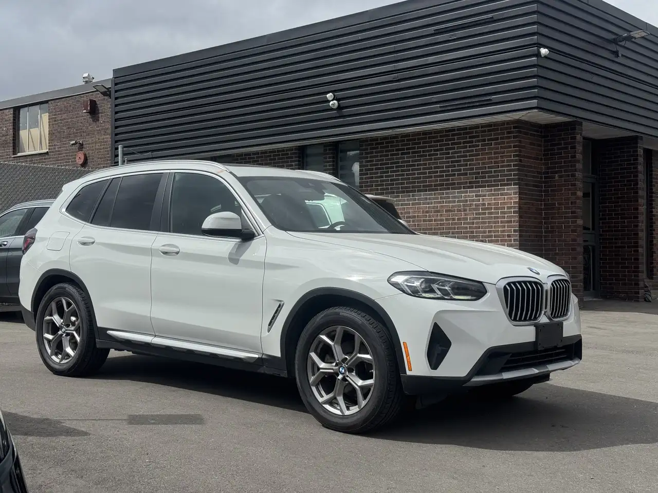 BMW X3 - Image 1