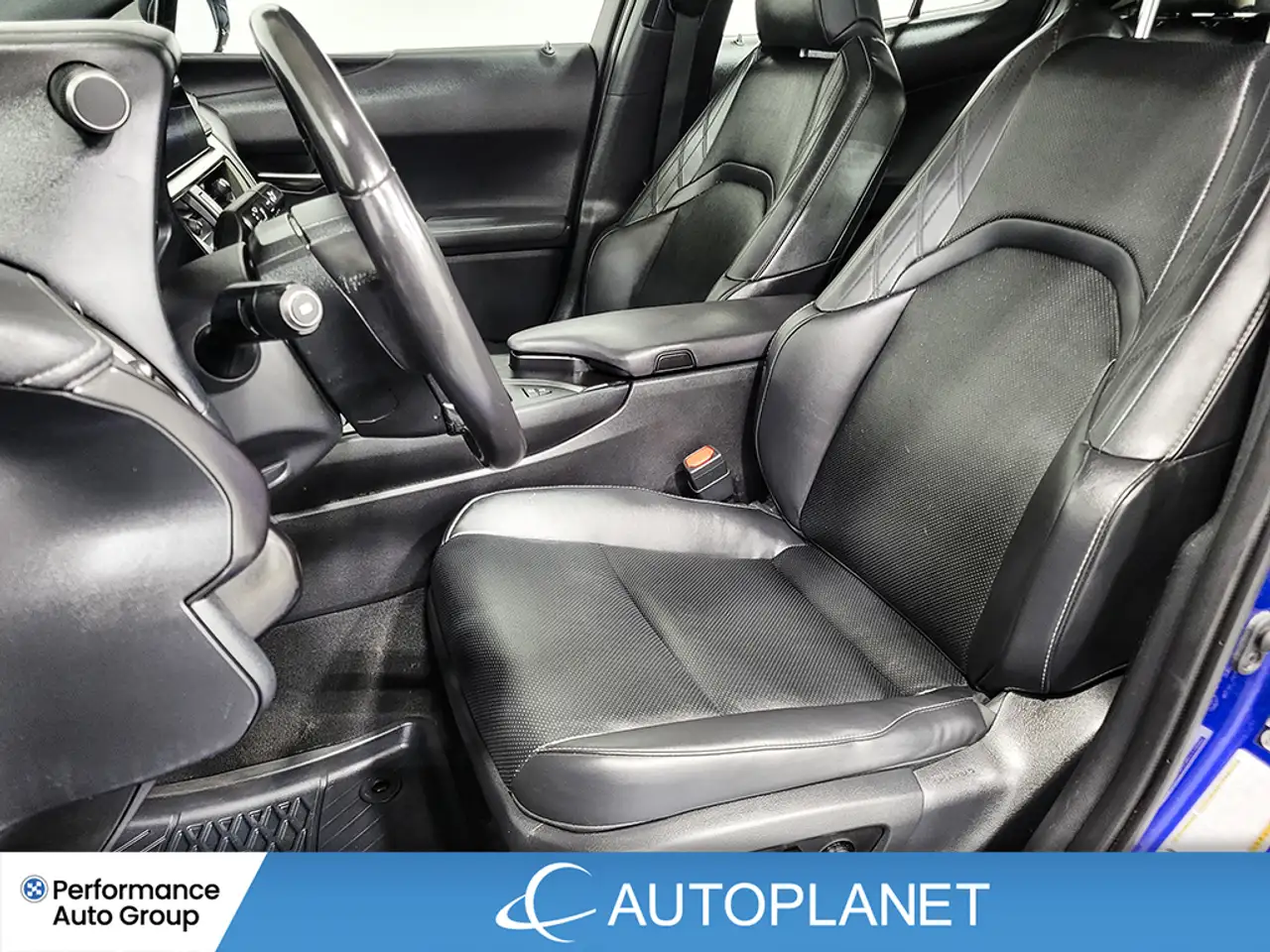 Lexus UX - Image 18