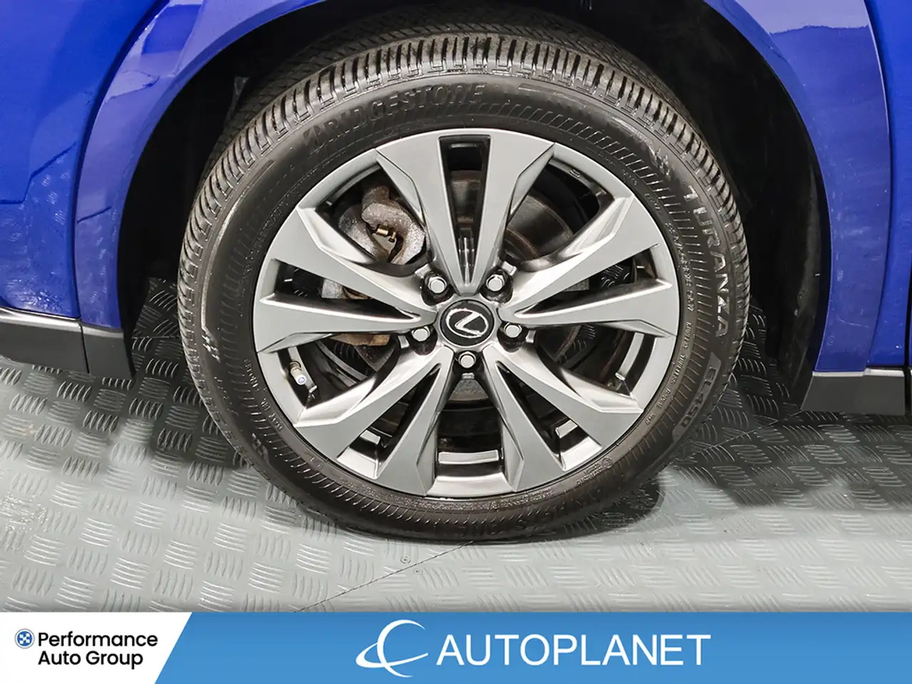 Lexus UX - Image 11