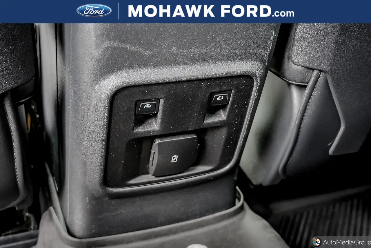 Ford Bronco - Image 20