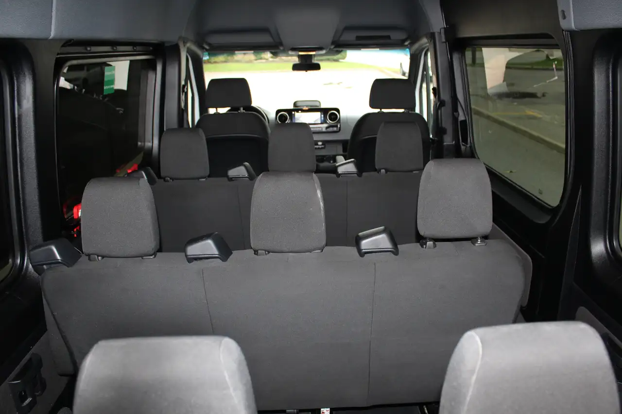 Mercedes-Benz Sprinter - Image 8