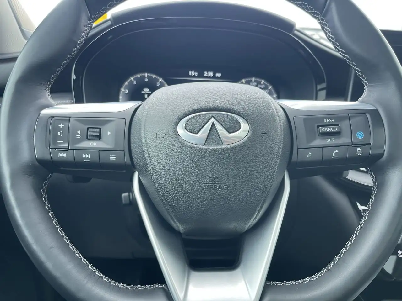 Infiniti QX60 - Image 22