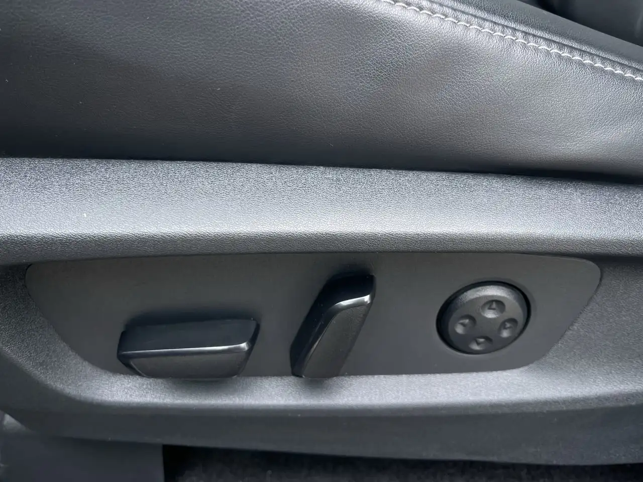 Infiniti QX60 - Image 20